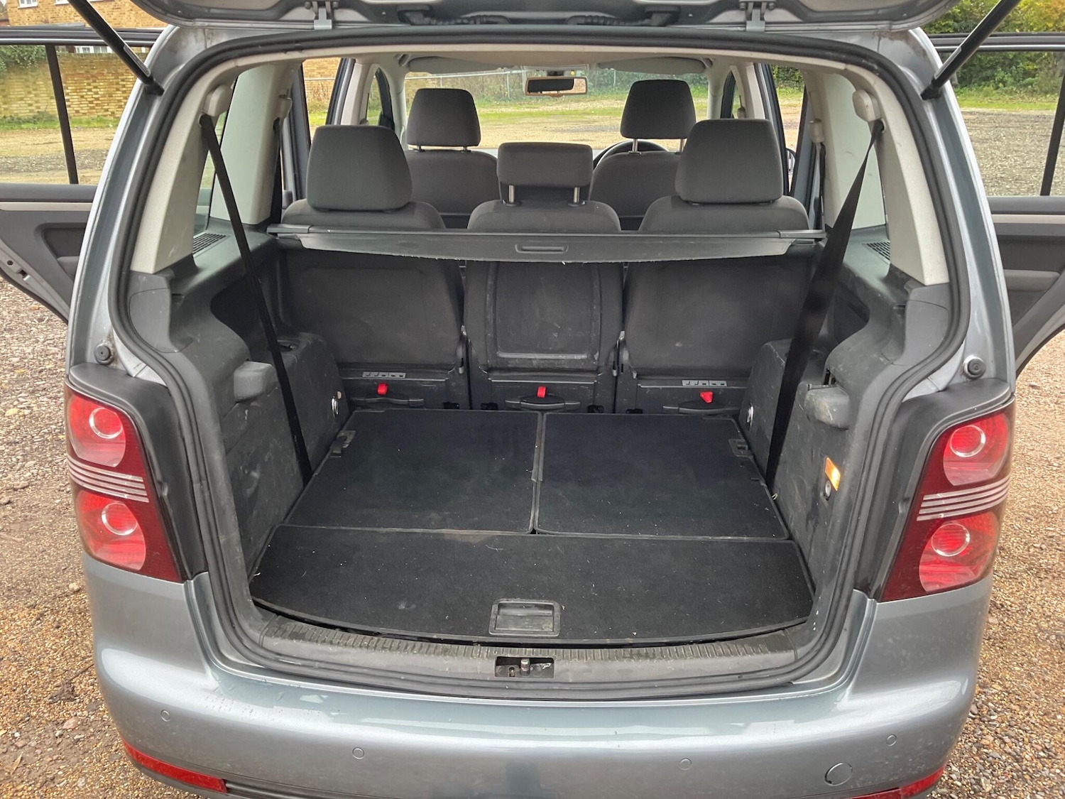 Used Volkswagen Touran 2008 for sale - 76976722: Photo 21