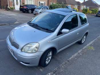 Used Toyota Yaris 2004 for sale - 75051215: Photo