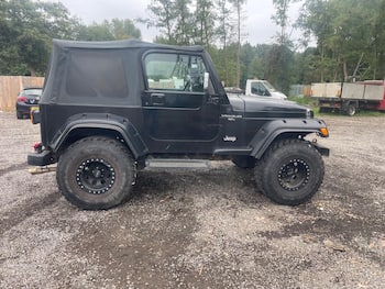 Used Jeep Wrangler 2005 for sale - 79873867: Photo