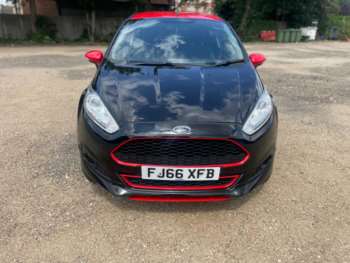 Used Ford Fiesta 2016 for sale - 74691202: Photo