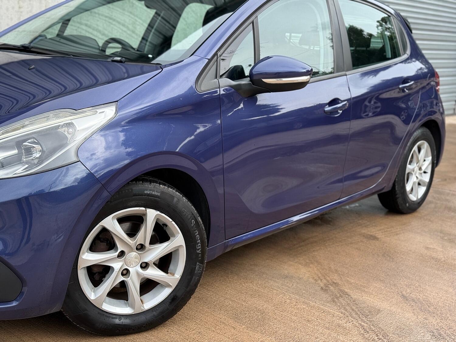 Used Peugeot 208 2015 for sale - 76531211: Photo 15
