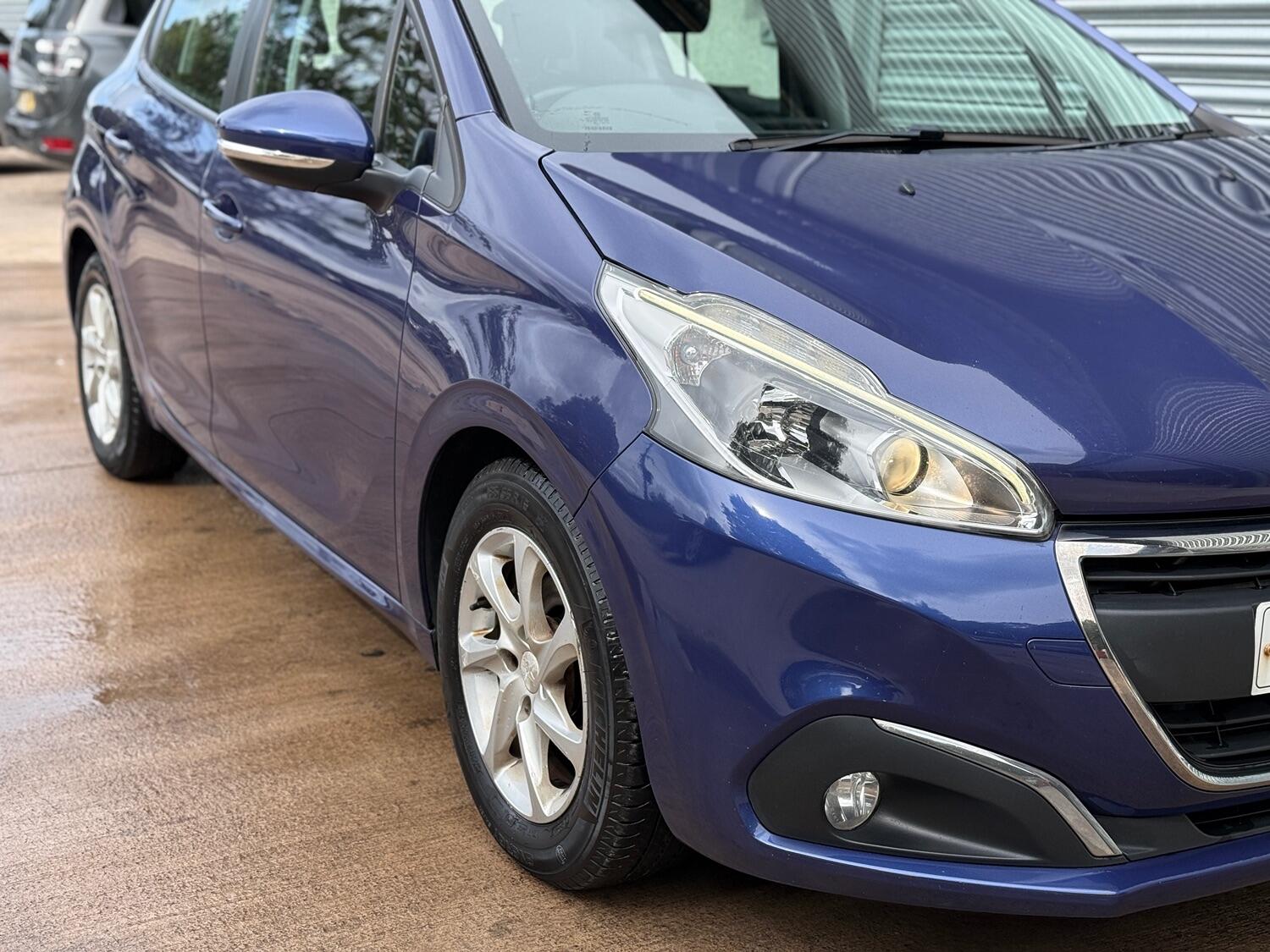 Used Peugeot 208 2015 for sale - 76531211: Photo 5
