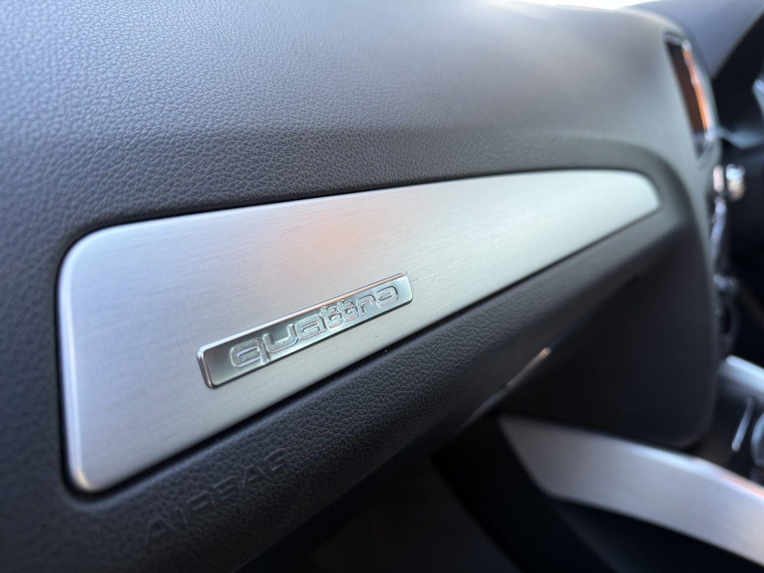 Used Audi Q5 2011 for sale - 76649807: Photo 36