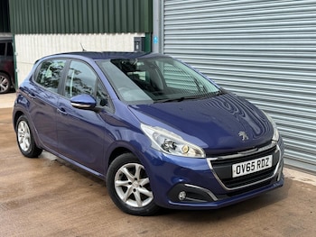 Used Peugeot 208 2015 for sale - 75975455: Photo