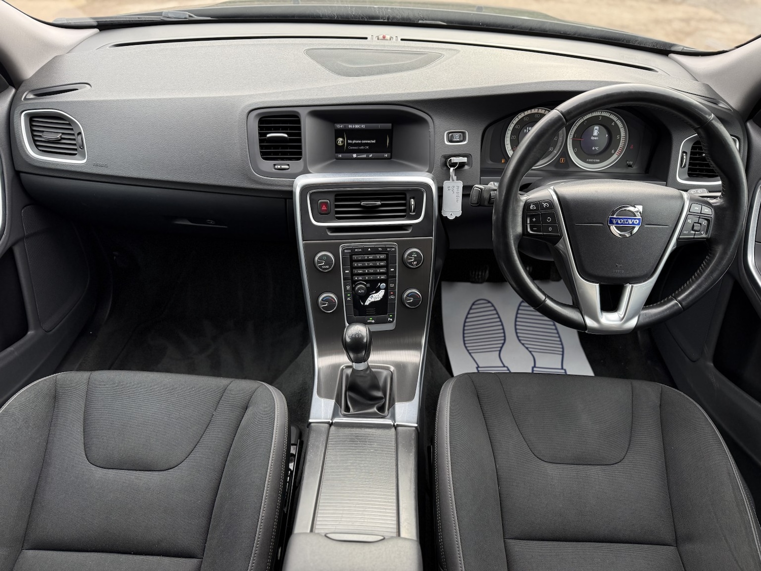 Used Volvo V60 2011 for sale - 77572860: Photo 19
