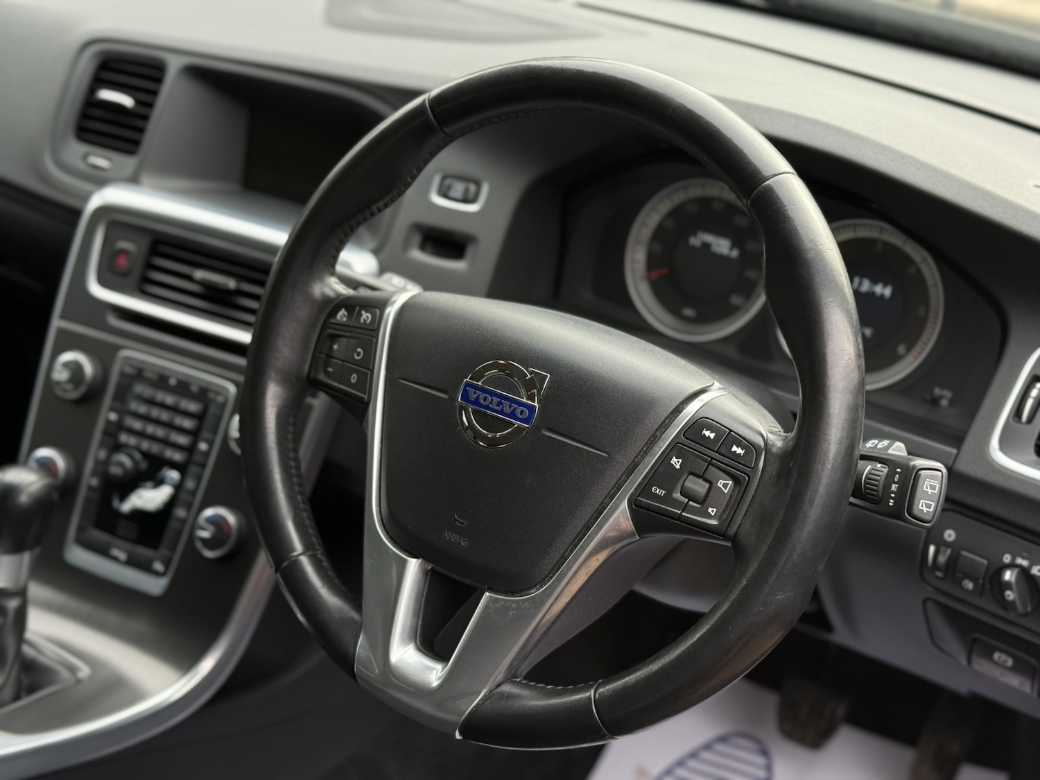 Used Volvo V60 2011 for sale - 77572860: Photo 20