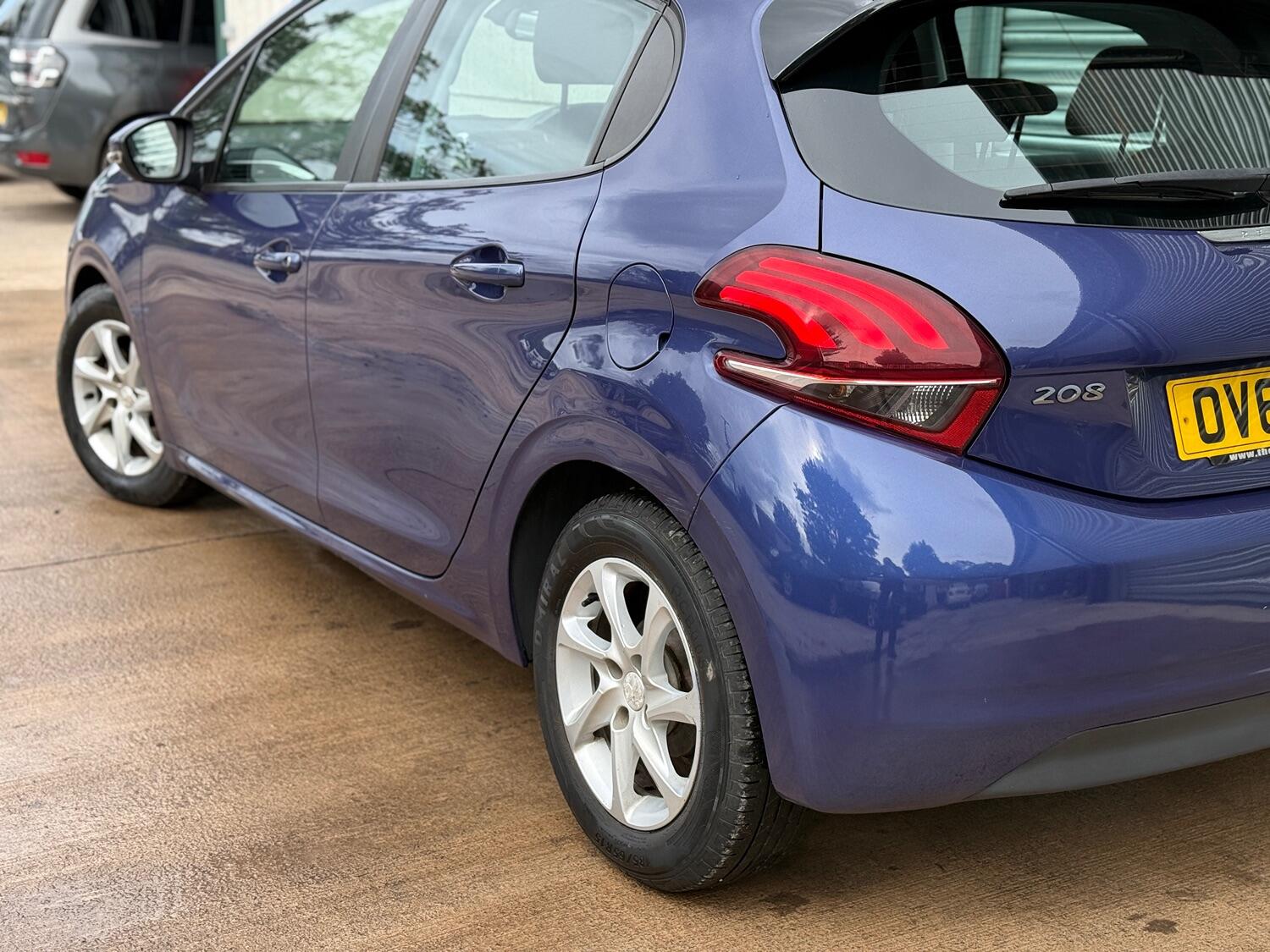 Used Peugeot 208 2015 for sale - 76897044: Photo 10