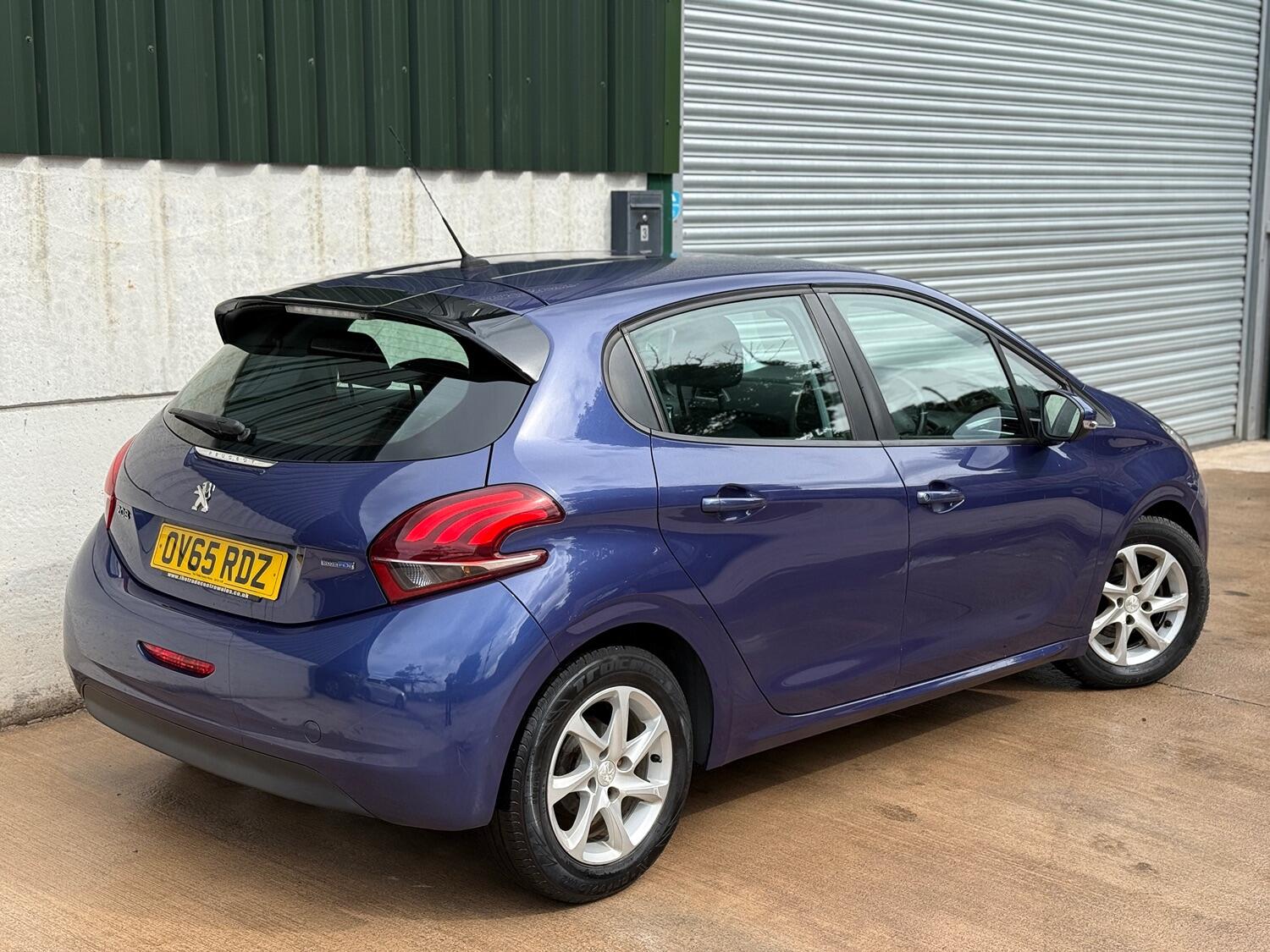 Used Peugeot 208 2015 for sale - 76897044: Photo 7