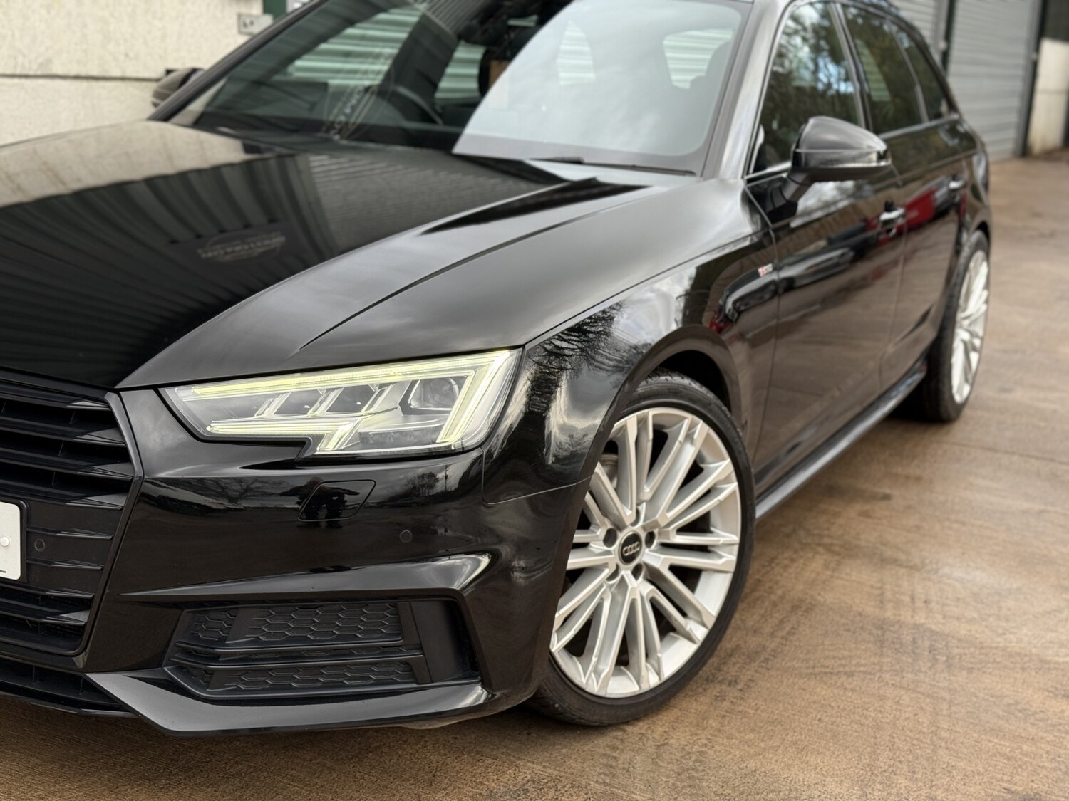 Used Audi A4 2017 for sale - 78090690: Photo 16