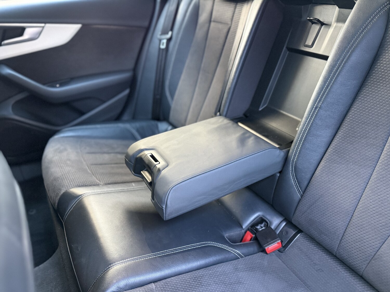 Used Audi A4 2017 for sale - 78090690: Photo 27