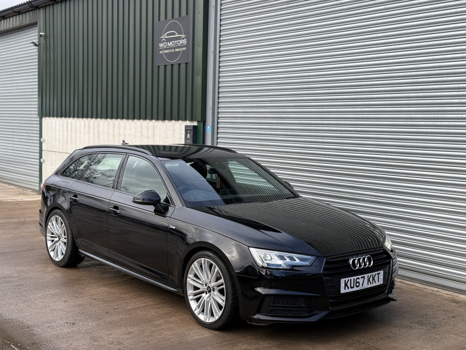 Used Audi A4 2017 for sale - 78090690: Photo 3