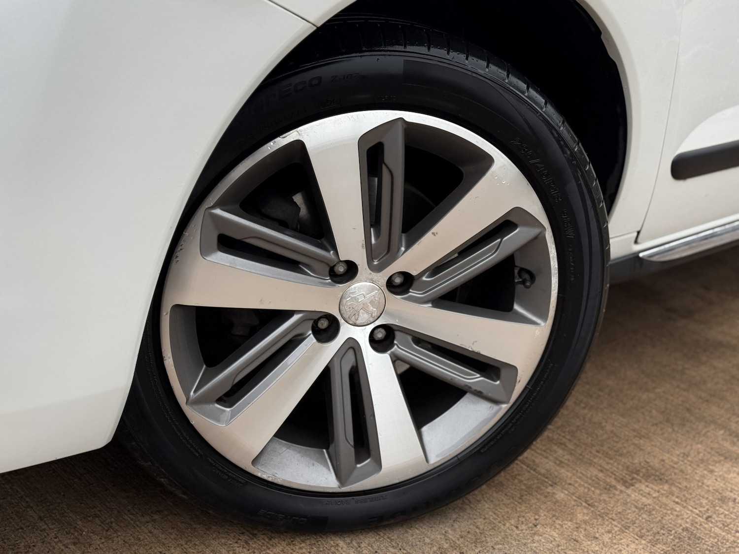 Used Peugeot 3008 2015 for sale - 77129565: Photo 15