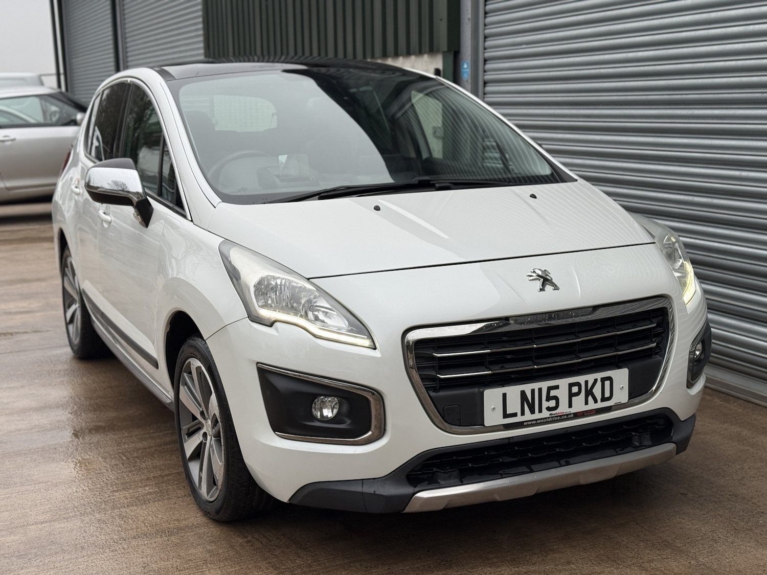 Used Peugeot 3008 2015 for sale - 77129565: Photo 35