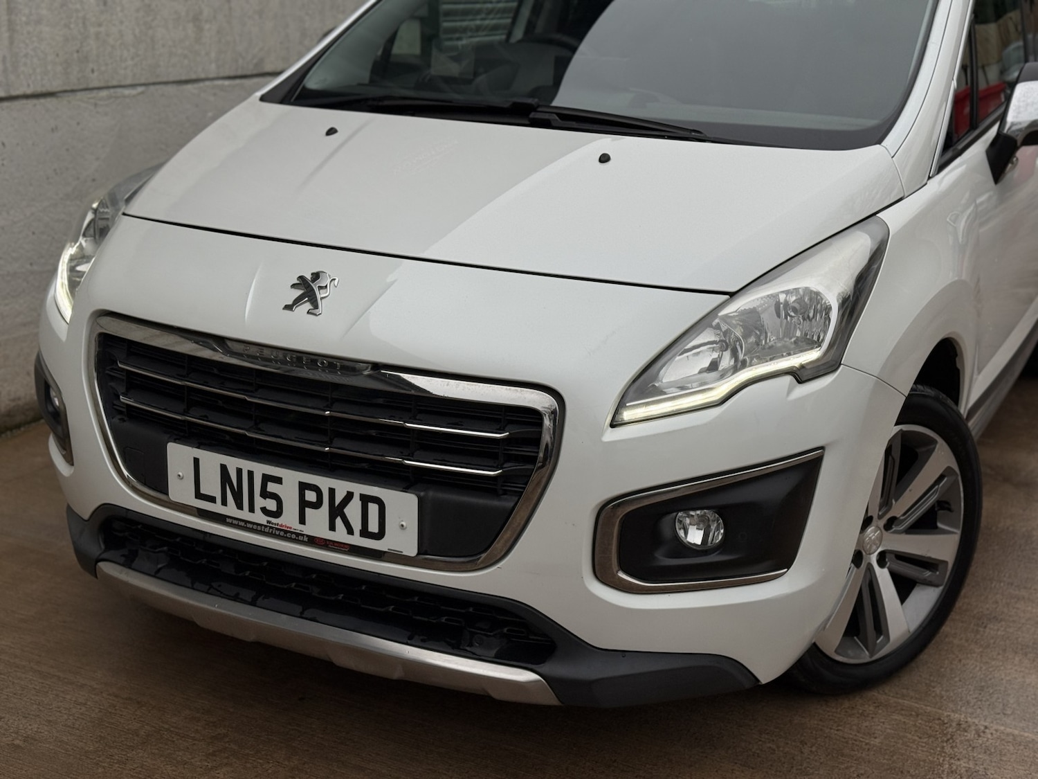 Used Peugeot 3008 2015 for sale - 77129565: Photo 41