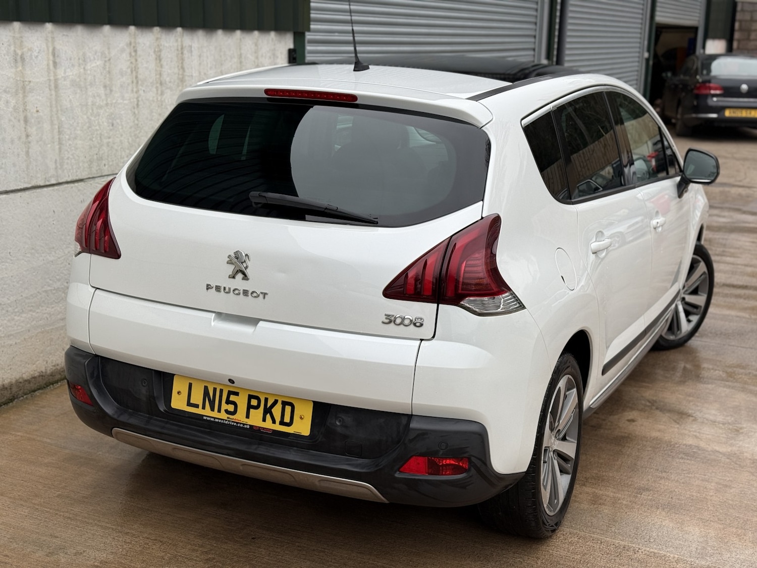 Used Peugeot 3008 2015 for sale - 77129565: Photo 5
