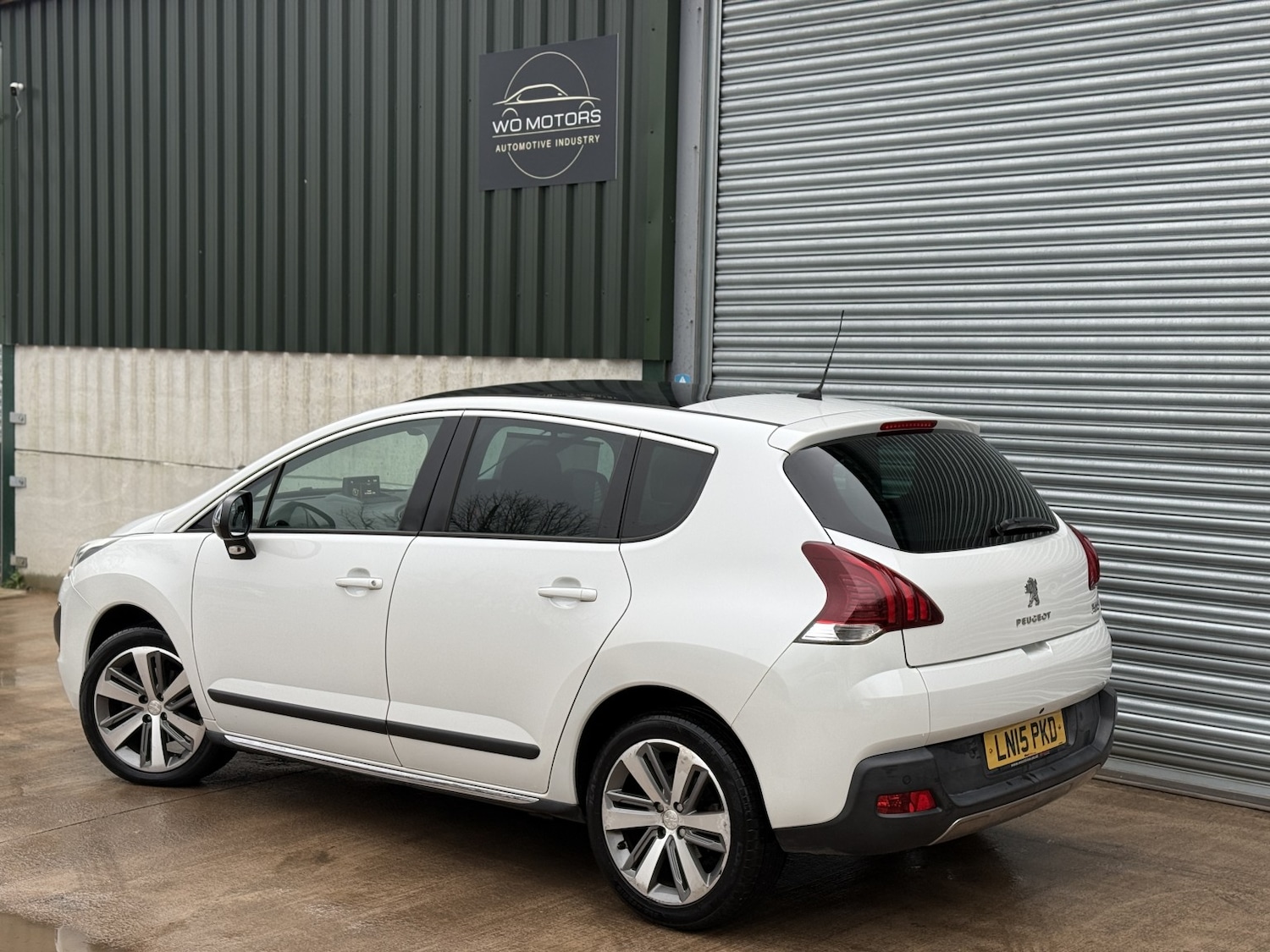 Used Peugeot 3008 2015 for sale - 77129565: Photo 8