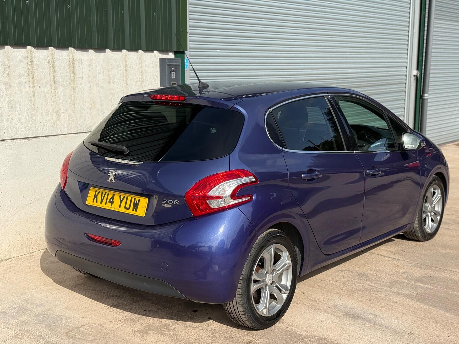 Used Peugeot 208 2014 for sale - 77464821: Photo 9