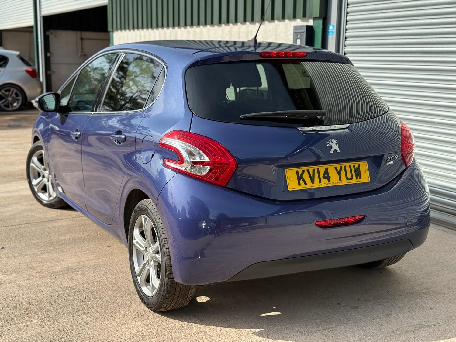 Used Peugeot 208 2014 for sale - 76793828: Photo 13