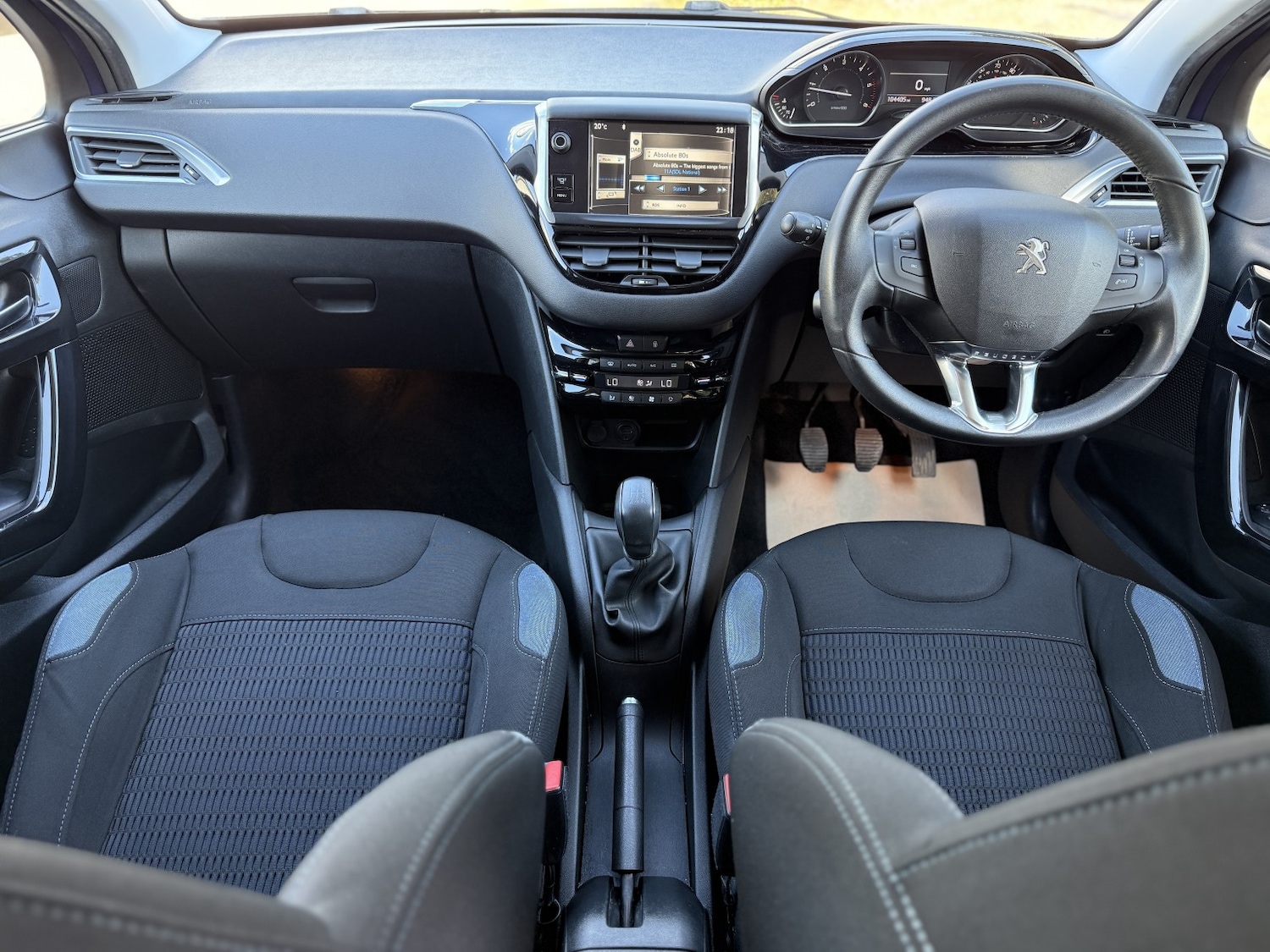 Used Peugeot 208 2014 for sale - 76793828: Photo 22