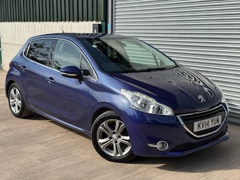 Used Peugeot 208 2014 for sale - 76793828: Photo