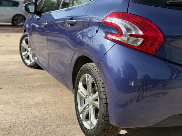 Used Peugeot 208 2014 for sale - 76164535: Photo 14