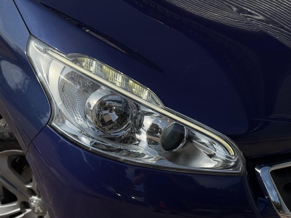 Used Peugeot 208 2014 for sale - 76164535: Photo 4