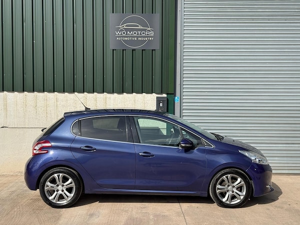 Used Peugeot 208 2014 for sale - 76164535: Photo 8