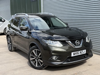 Used Nissan X-Trail 2016 for sale - 79456890: Photo