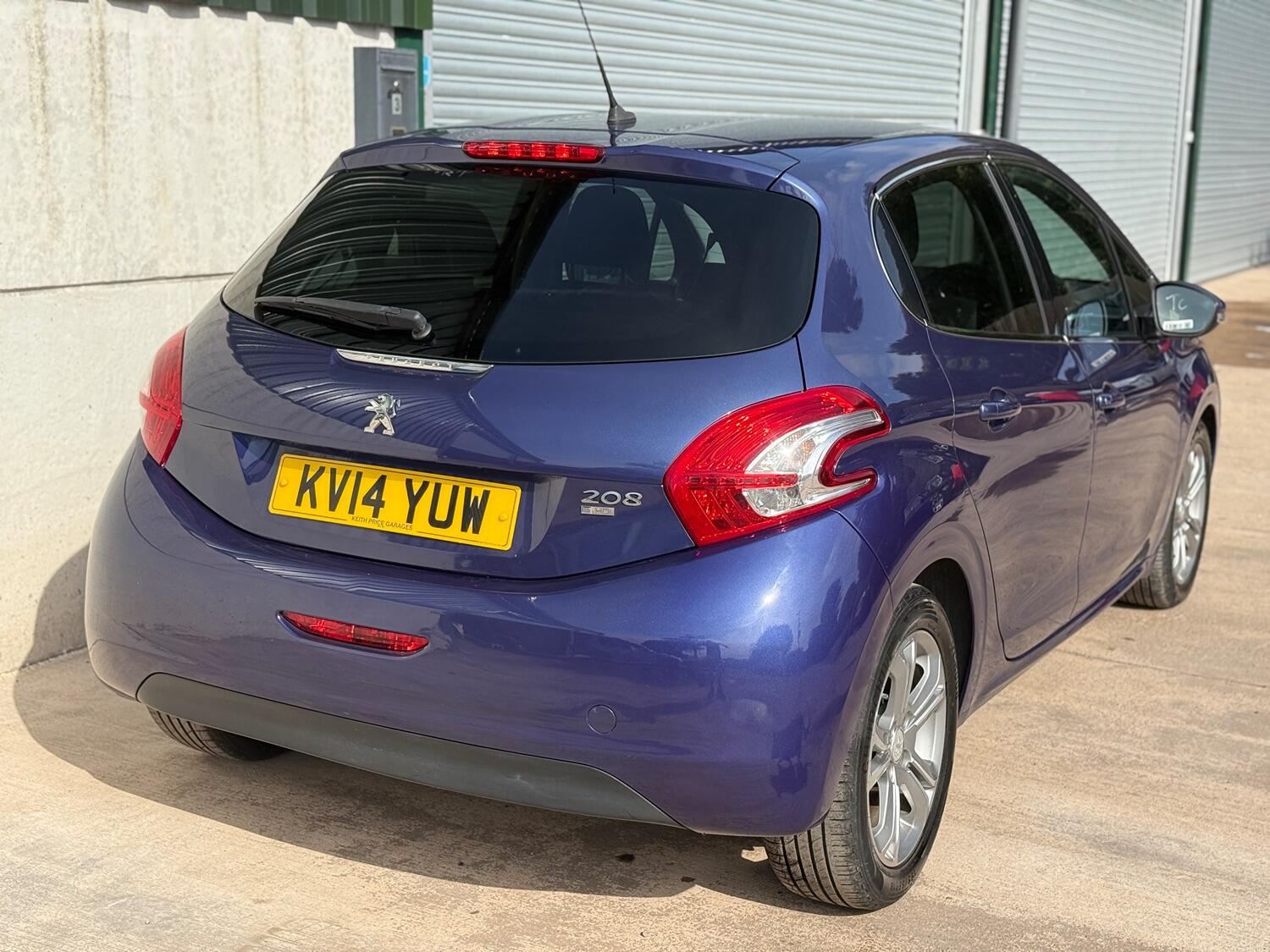 Used Peugeot 208 2014 for sale - 76725752: Photo 10