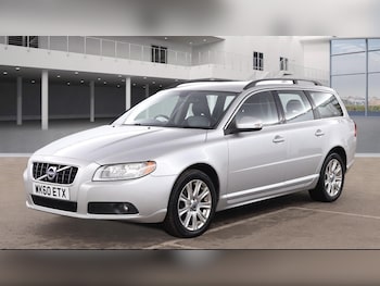 Used Volvo V70 2012 for sale - 77643722: Photo