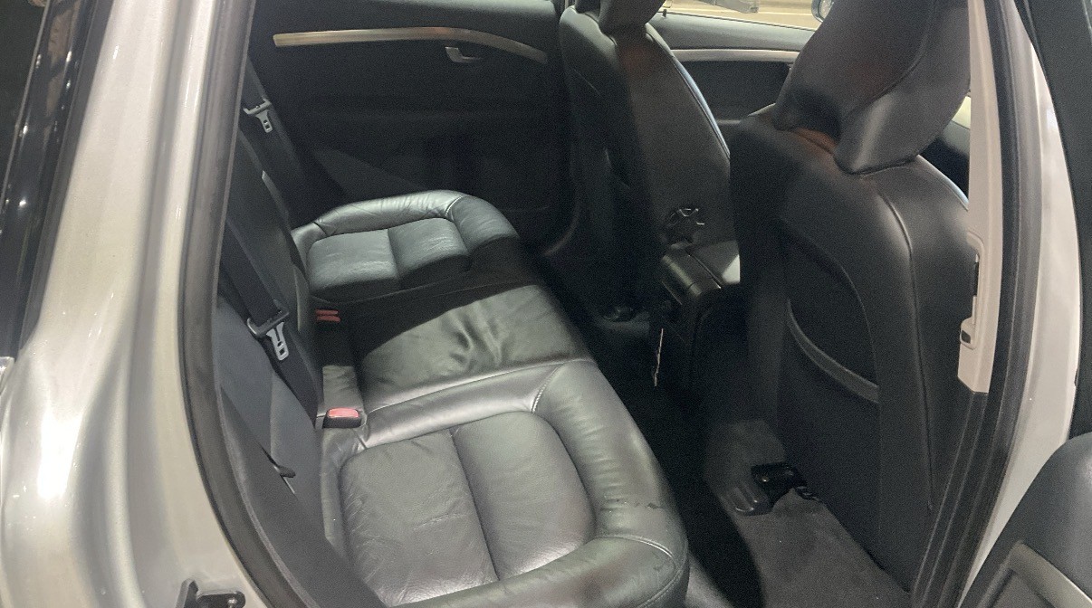 Used Volvo V70 2012 for sale - 77643722: Photo 6