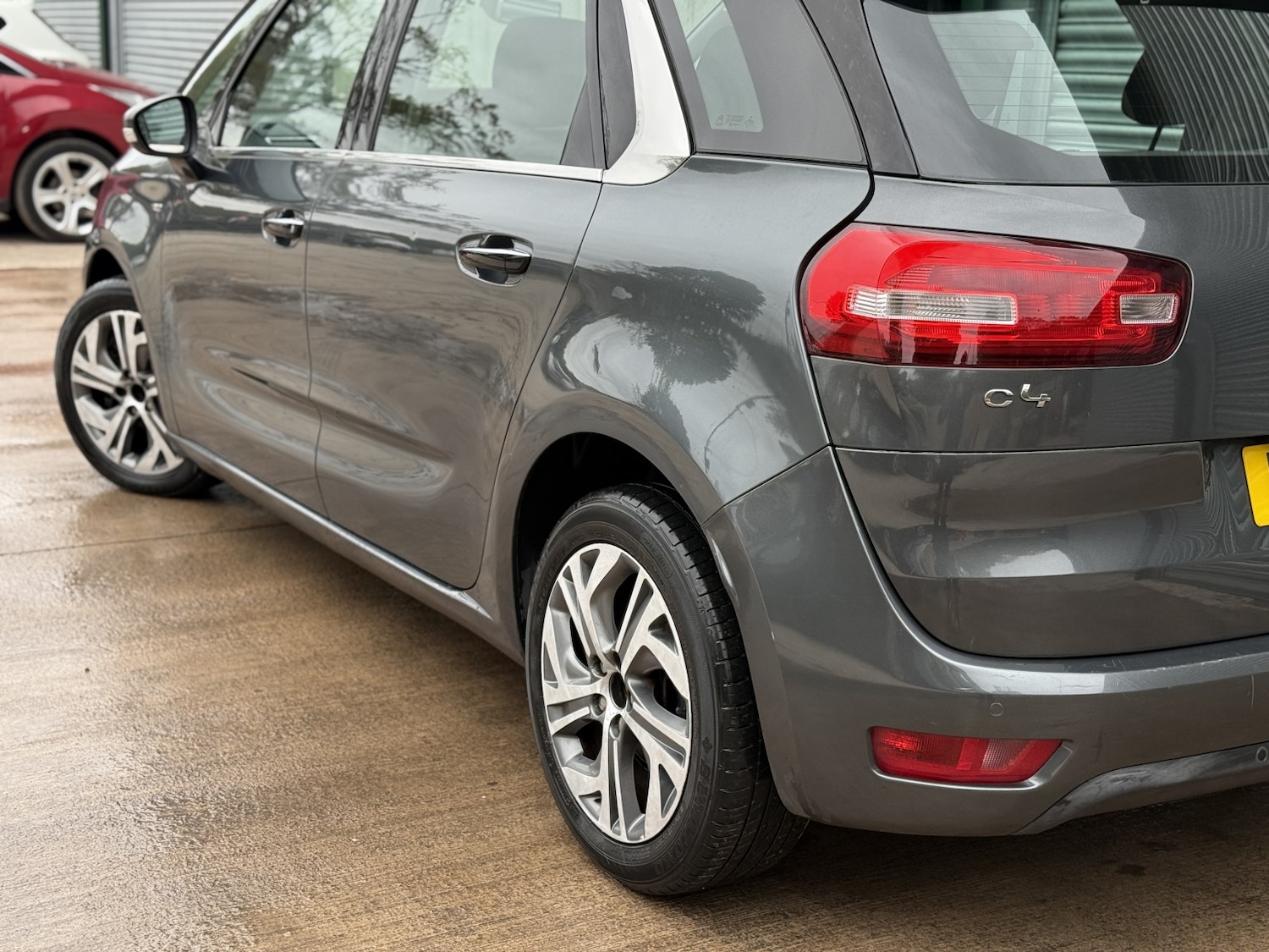 Used Citroen C4 Picasso 2013 for sale - 76374183: Photo 11