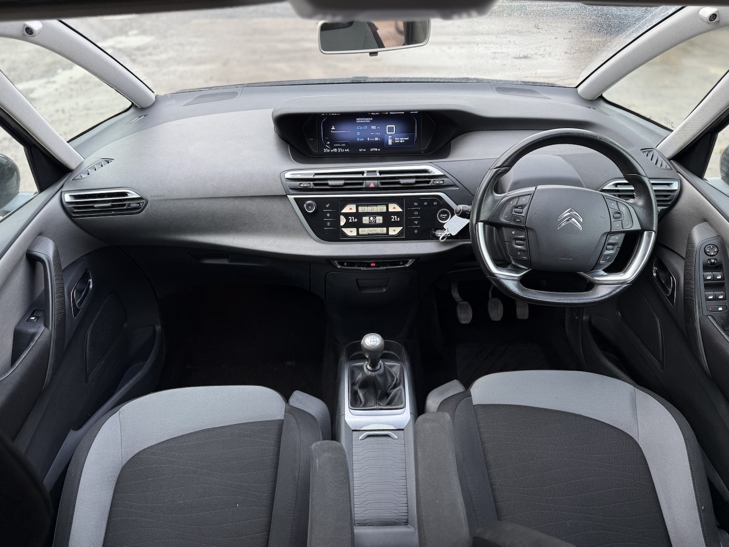 Used Citroen C4 Picasso 2013 for sale - 76374183: Photo 19