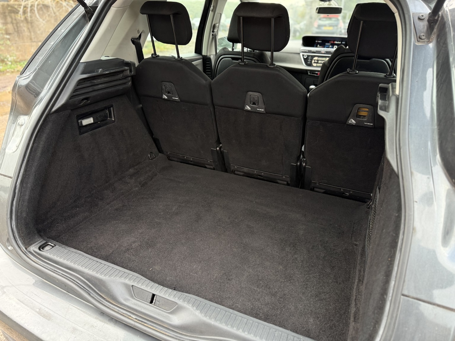 Used Citroen C4 Picasso 2013 for sale - 76374183: Photo 23