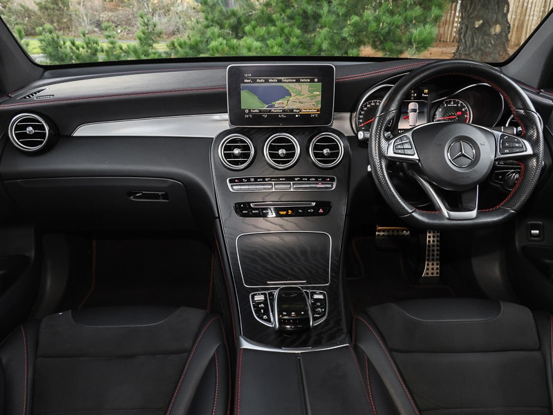 Used Mercedes-Benz GLC 2018 for sale - 76800218: Photo 2