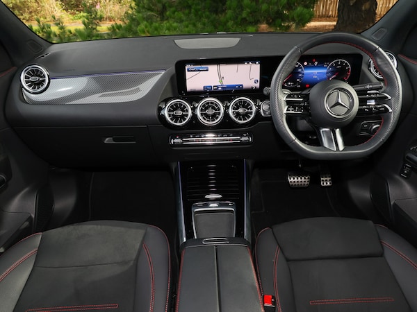 Used Mercedes-Benz GLA 2024 for sale - 76054246: Photo 2