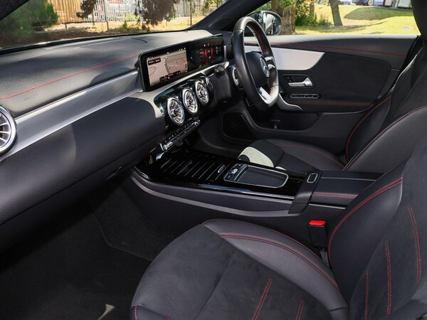 Used Mercedes-Benz CLA 2024 for sale - 75295278: Photo 5