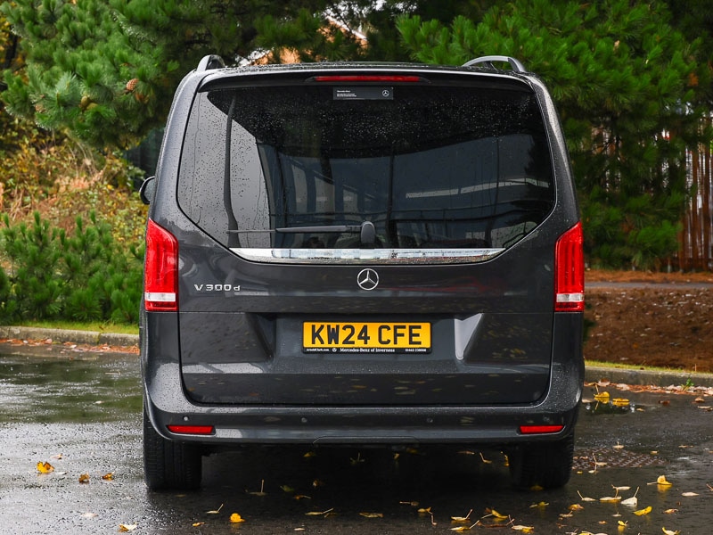 Used Mercedes-Benz V-Class 2024 for sale - 77632755: Photo 13