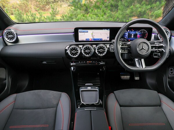 Used Mercedes-Benz CLA 2025 for sale - 76208058: Photo 2