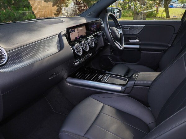 Used Mercedes-Benz EQA 2024 for sale - 75702226: Photo 5