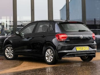 Used Volkswagen Polo 2018 for sale - 79723824: Photo