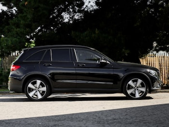 Used Mercedes-Benz GLC 2019 for sale - 78735352: Photo