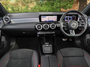Used Mercedes-Benz A-Class 2024 for sale - 76053898: Photo 2