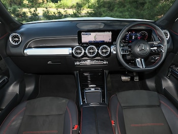 Used Mercedes-Benz GLB 2025 for sale - 78816351: Photo