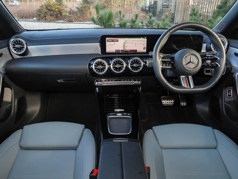 Used Mercedes-Benz CLA 2025 for sale - 77548906: Photo 2