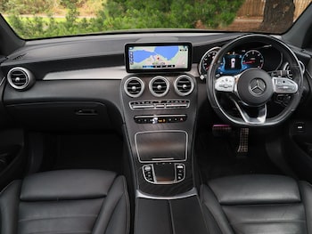 Used Mercedes-Benz GLC 2022 for sale - 75629191: Photo