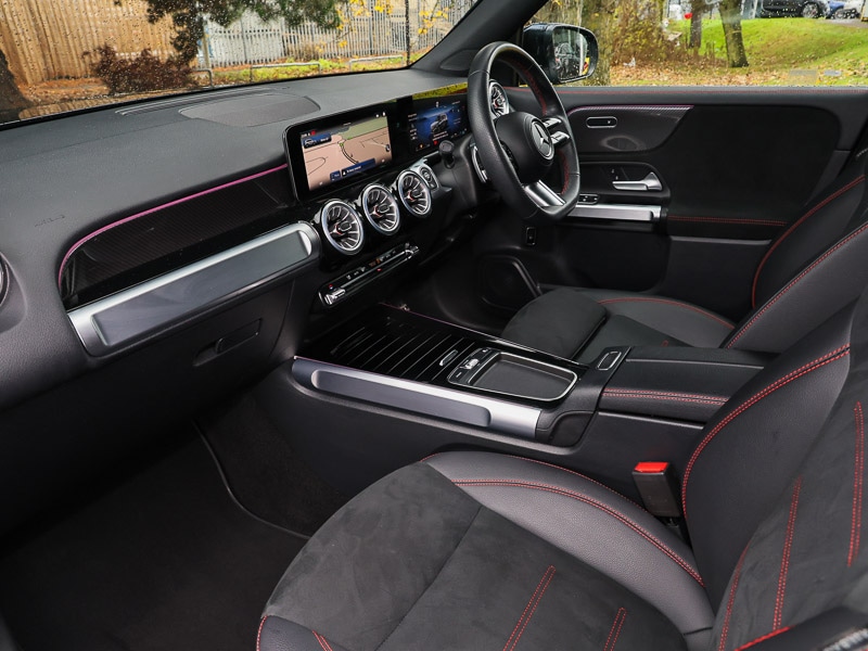 Used Mercedes-Benz GLB 2024 for sale - 77548905: Photo 5