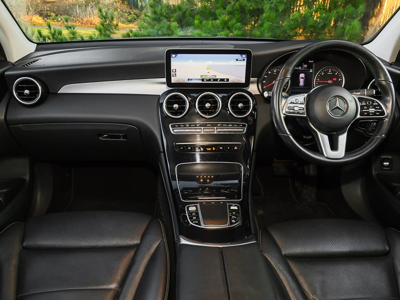 Used Mercedes-Benz GLC 2020 for sale - 76842761: Photo 2