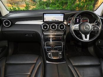 Used Mercedes-Benz GLC 2020 for sale - 76842761: Photo