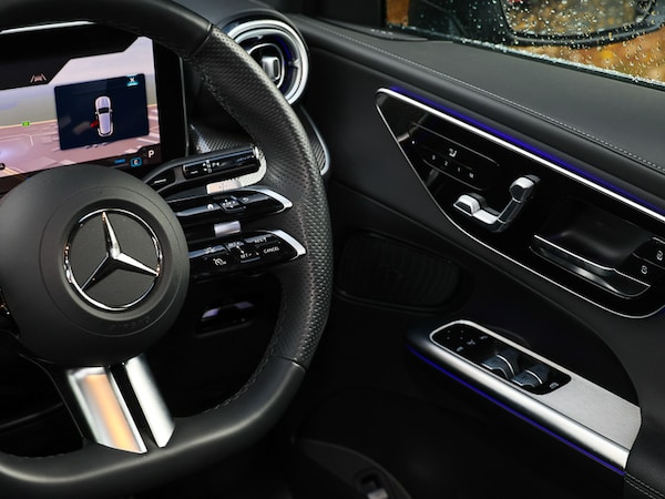 Used Mercedes-Benz GLC 2024 for sale - 76328756: Photo 11